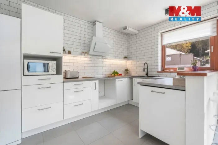 Prodej rodinného domu, Smržovka, Zvonková, 182 m2