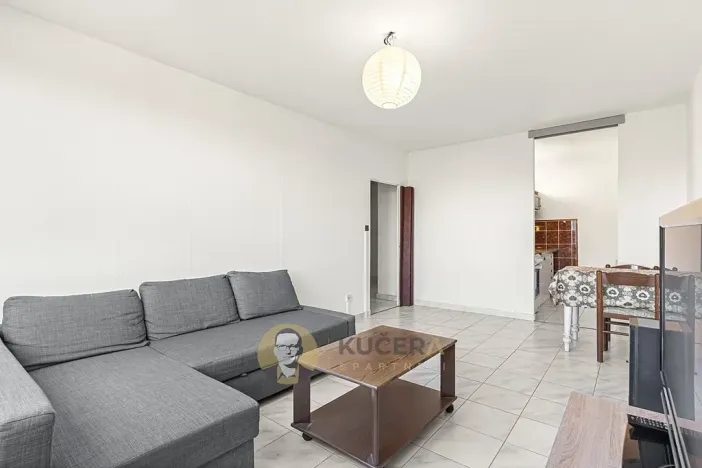 Pronájem bytu 2+kk, Kralupy nad Vltavou, sídl. U Cukrovaru, 42 m2