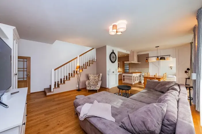 Prodej rodinného domu, Ohrobec, Vřesová, 199 m2