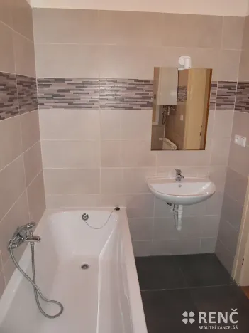 Pronájem bytu 2+kk, Brno, Kounicova, 33 m2