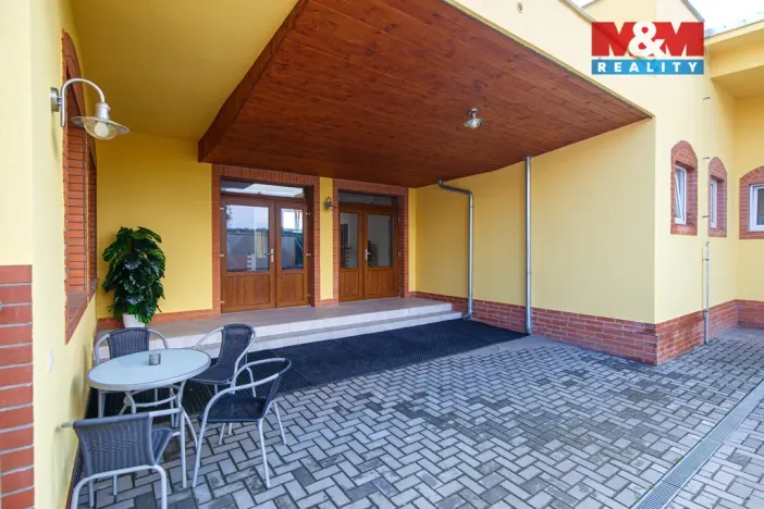 Pronájem restaurace, Vřesina, Ovocná, 635 m2