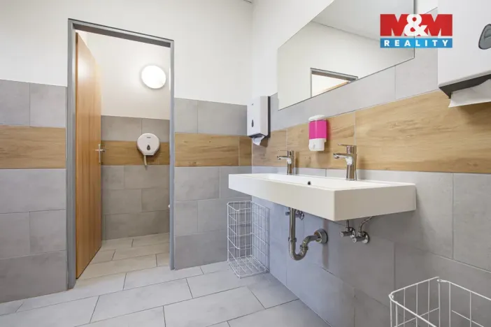 Pronájem restaurace, Vřesina, Ovocná, 635 m2