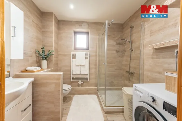 Prodej rodinného domu, Zlonice - Vyšínek, 244 m2