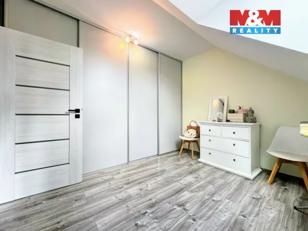 Prodej rodinného domu, Petrovice u Karviné - Dolní Marklovice, 180 m2