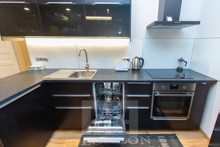 Pronájem bytu 4+kk, Praha - Vinohrady, Bělehradská, 107 m2