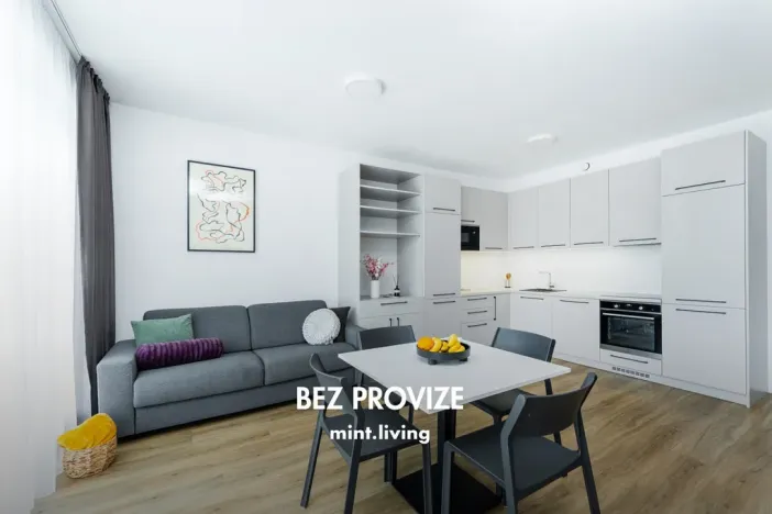 Pronájem bytu 3+kk, Praha - Vysočany, Odkolkova, 85 m2