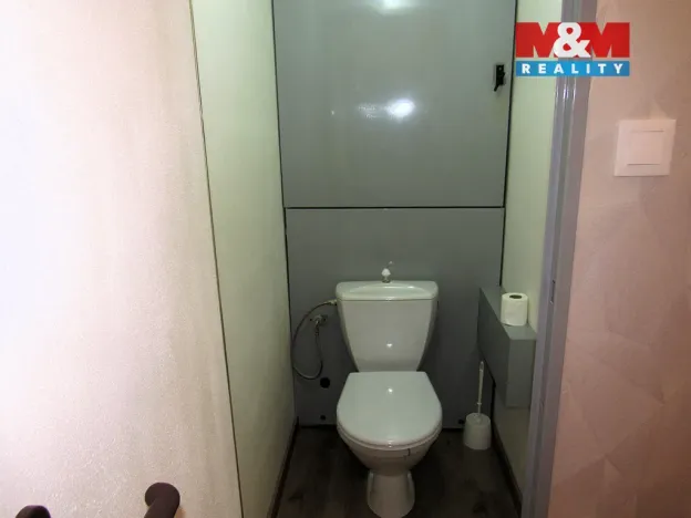 Pronájem bytu 2+1, Holoubkov, 39 m2