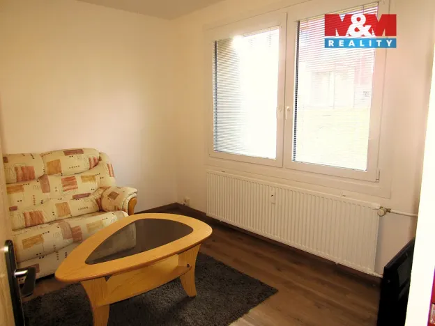 Pronájem bytu 2+1, Holoubkov, 39 m2