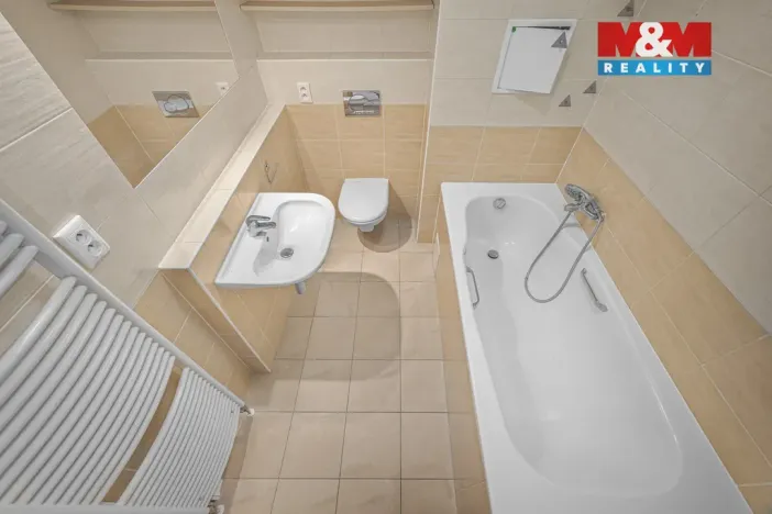 Prodej bytu 1+kk, Hradec Králové, Rybova, 41 m2