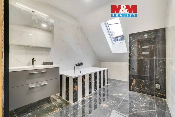 Prodej rodinného domu, Kladno, Bukovská, 138 m2