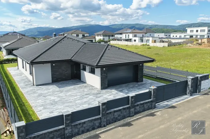 Prodej rodinného domu, Ústí nad Labem, 178 m2