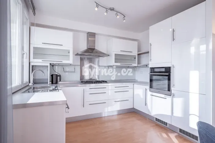 Pronájem bytu 2+kk, Praha - Krč, Ružinovská, 66 m2