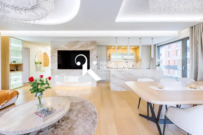 Prodej bytu 4+kk, Praha - Karlín, Karolinská, 200 m2