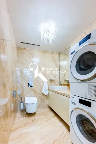 Prodej bytu 4+kk, Praha - Karlín, Karolinská, 200 m2