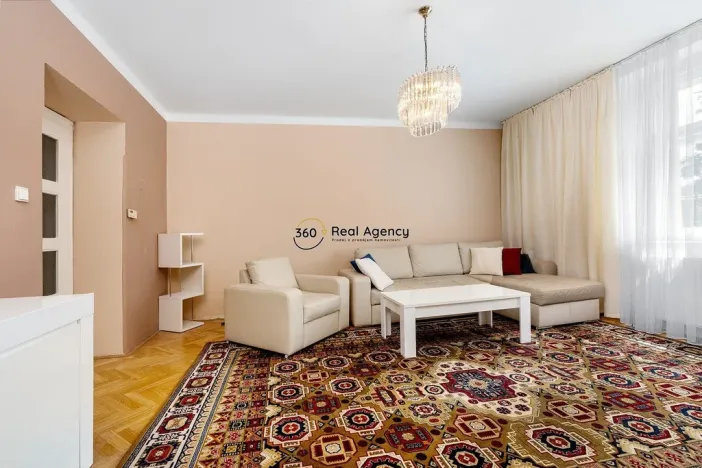 Prodej bytu 3+1, Liberec - Liberec V-Kristiánov, Husova, 90 m2