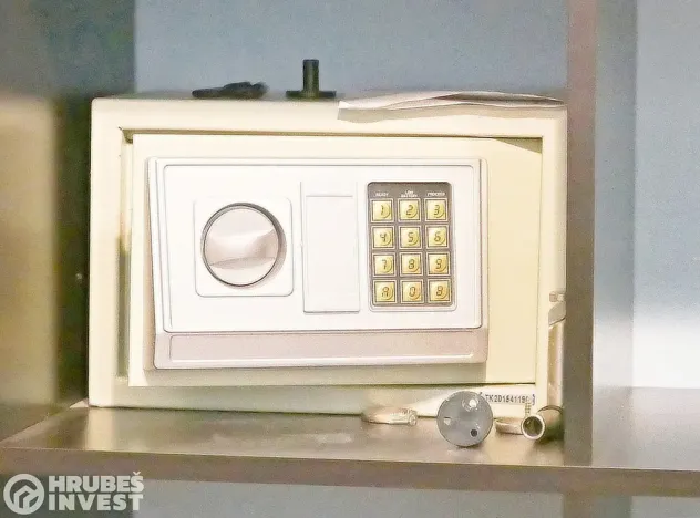 Pronájem bytu 3+1, Hradec Králové, Bratří Štefanů, 61 m2