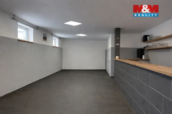 Prodej restaurace, Chomutov, Dřínovská, 75 m2