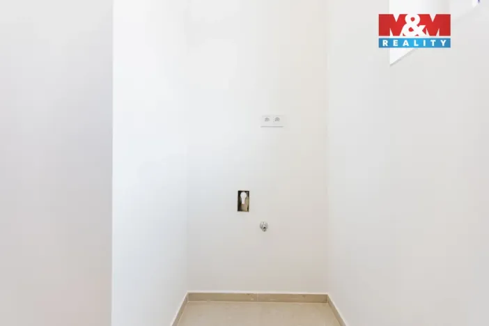 Prodej bytu 2+kk, Klatovy - Klatovy II, Dukelská, 63 m2