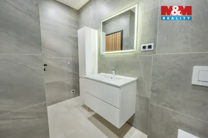 Prodej rodinného domu, Králův Dvůr - Počaply, 97 m2