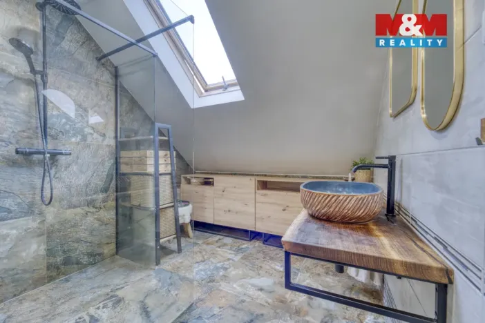 Prodej bytu 4+1, Černošice, Komenského, 109 m2