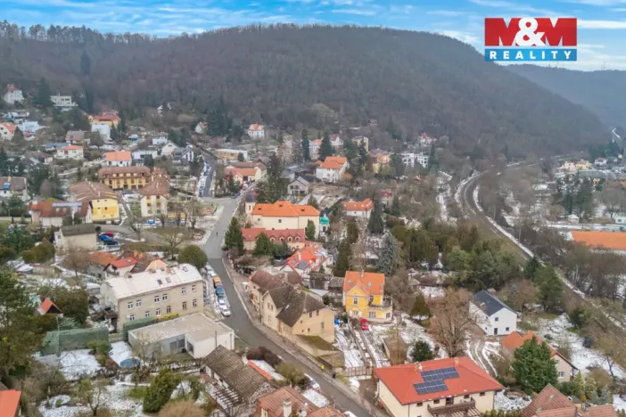 Prodej bytu 4+1, Černošice, Komenského, 109 m2