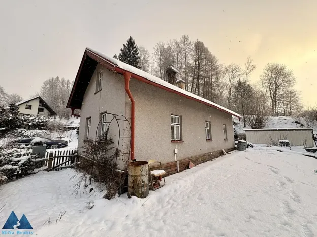 Prodej rodinného domu, Benešov u Semil, 73 m2