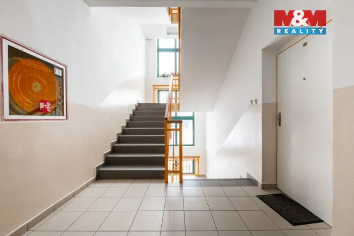 Prodej bytu 2+1, Suchdol nad Lužnicí, sídl. Na Pražské, 50 m2