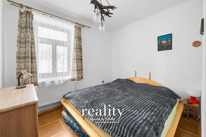 Prodej rodinného domu, Řásná, 179 m2