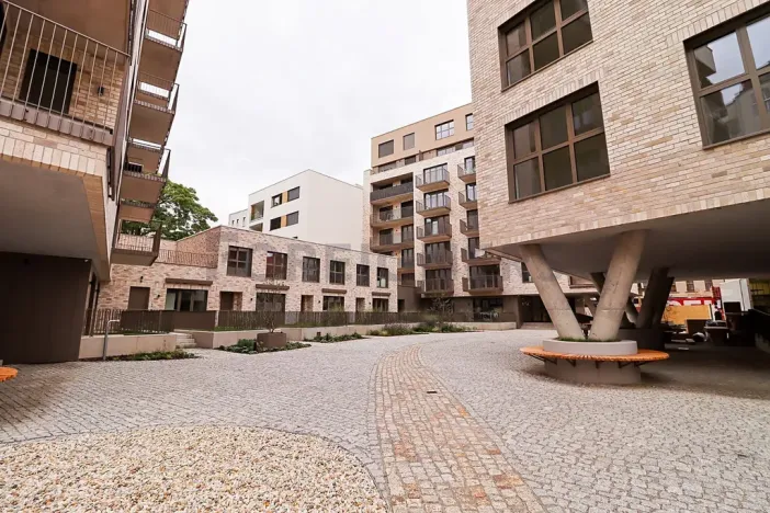 Pronájem bytu 2+kk, Brno, Bratislavská, 60 m2