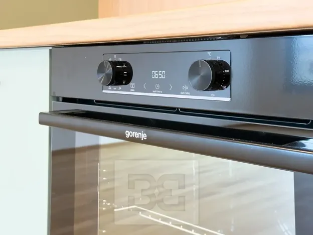 Prodej bytu 1+kk, Praha - Smíchov, Toyen, 42 m2