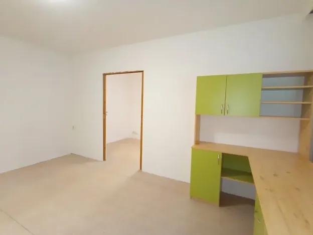 Prodej bytu 4+kk, Praha, Proutěná, 94 m2