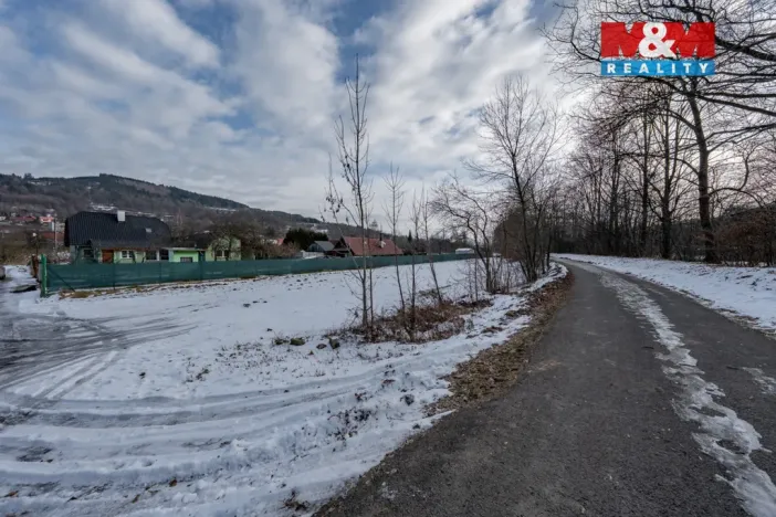 Prodej pole, Vsetín, 1931 m2