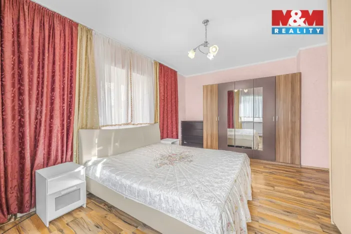 Prodej rodinného domu, Kladno - Švermov, Třebízského, 180 m2