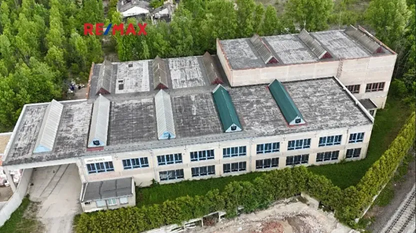 Prodej výrobních prostor, Roudnice nad Labem, Pracnerova, 2250 m2