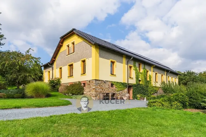 Prodej zemědělské usedlosti, Lichnov, 672 m2