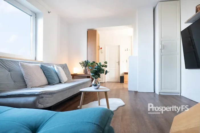 Prodej rodinného domu, Veleň, 141 m2