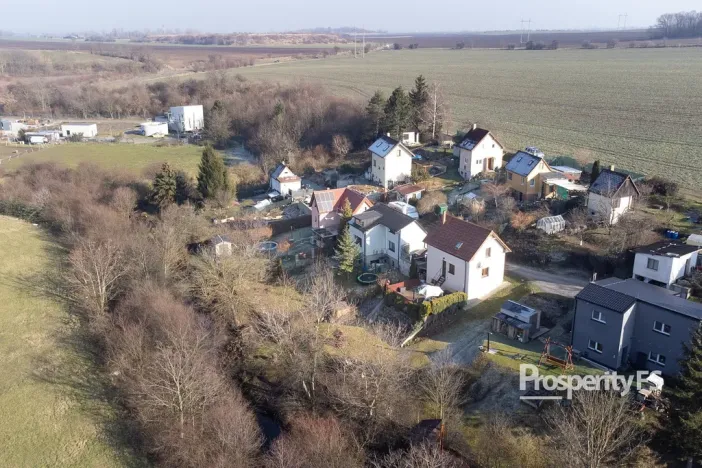 Prodej rodinného domu, Veleň, 141 m2