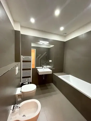 Pronájem bytu 2+kk, Praha - Karlín, Sokolovská, 97 m2