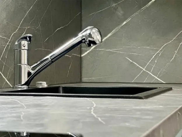 Pronájem bytu 1+kk, Jablonec nad Nisou, Hřbitovní, 28 m2