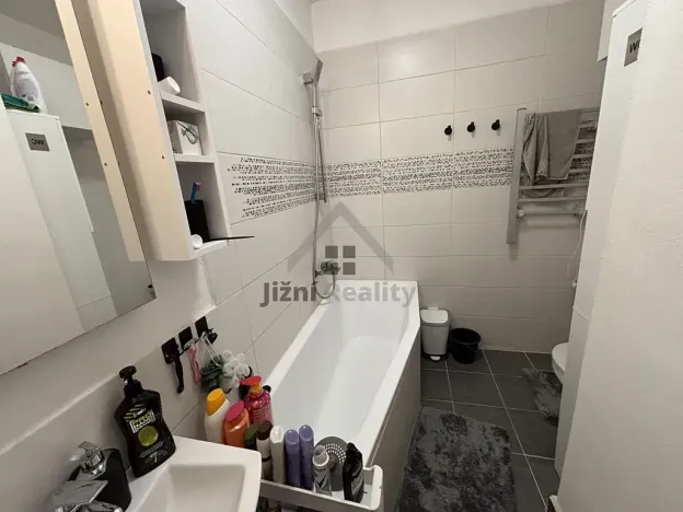 Prodej bytu 2+1, Trhové Sviny, Branka, 51 m2