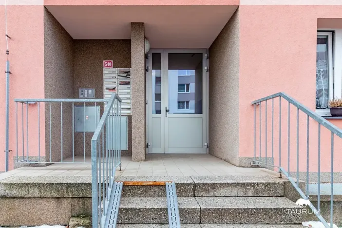 Prodej bytu 3+1, Holýšov, Pod Makovým vrchem, 71 m2