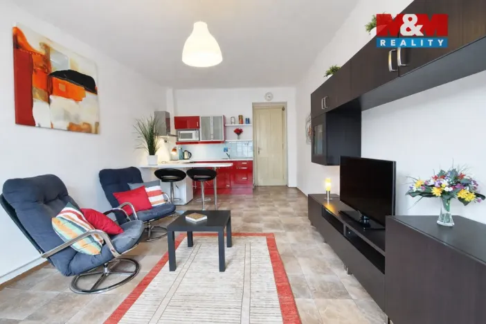 Pronájem bytu 2+kk, Praha - Nusle, Jaromírova, 63 m2