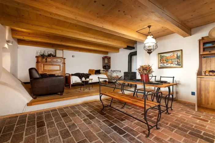 Prodej ubytování, Sedlec - Malé Chrášťany, 1420 m2