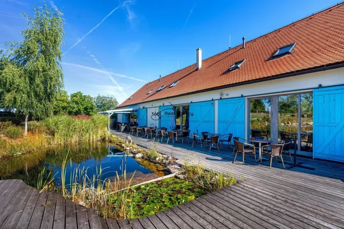 Prodej ubytování, Sedlec - Malé Chrášťany, 1420 m2