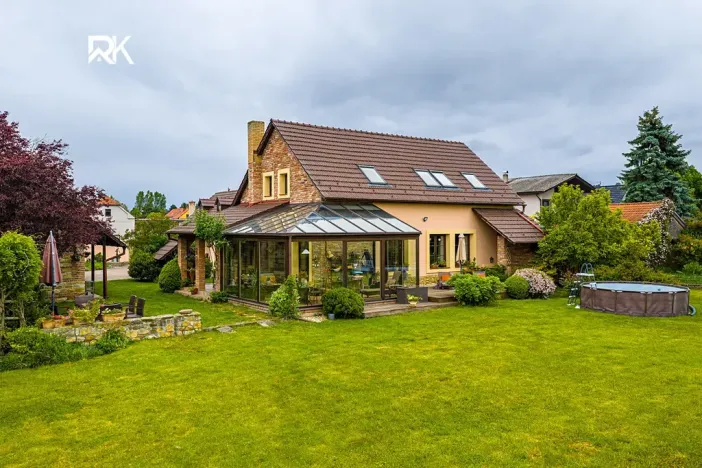 Prodej rodinného domu, Bříství, 375 m2