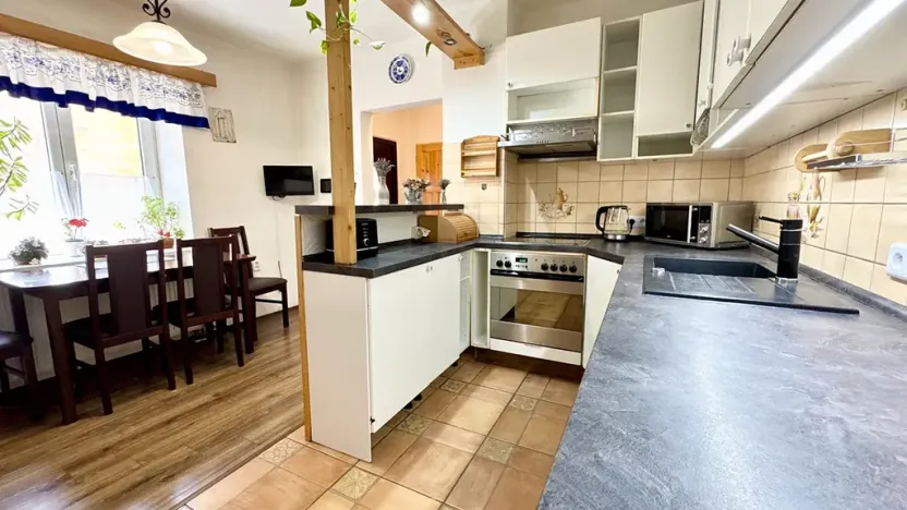 Prodej rodinného domu, Větřní, V Lukách, 208 m2