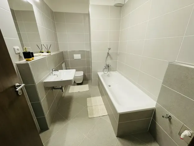 Pronájem bytu 2+kk, Praha - Ruzyně, Huppnerova, 53 m2