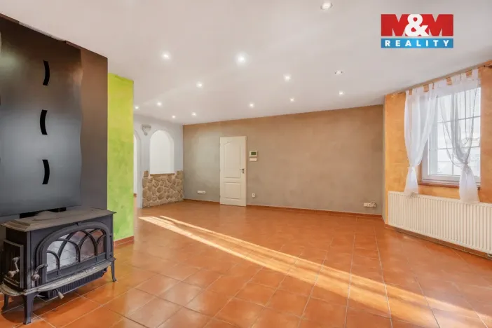 Prodej rodinného domu, Jeřmanice, Rádelská, 271 m2