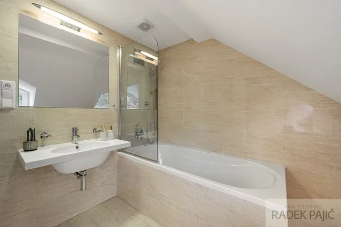 Prodej bytu 3+kk, Špindlerův Mlýn, 78 m2