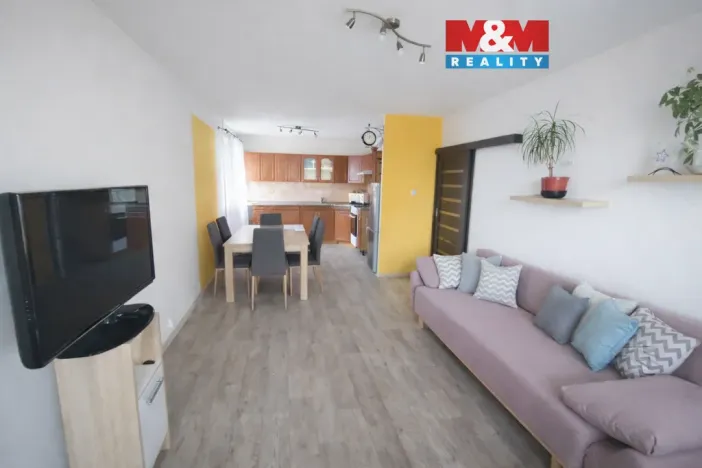 Prodej bytu 3+1, Podbořany, Dukelská, 59 m2